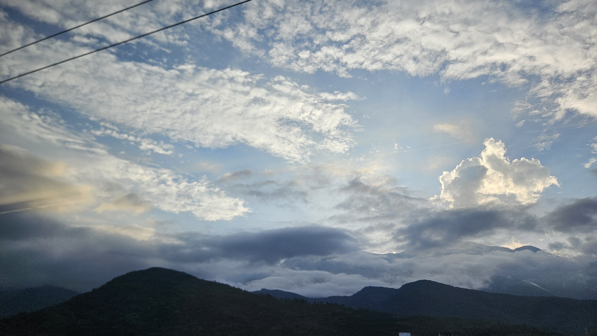 £縭玥°☆𝔛ℑ𝔑