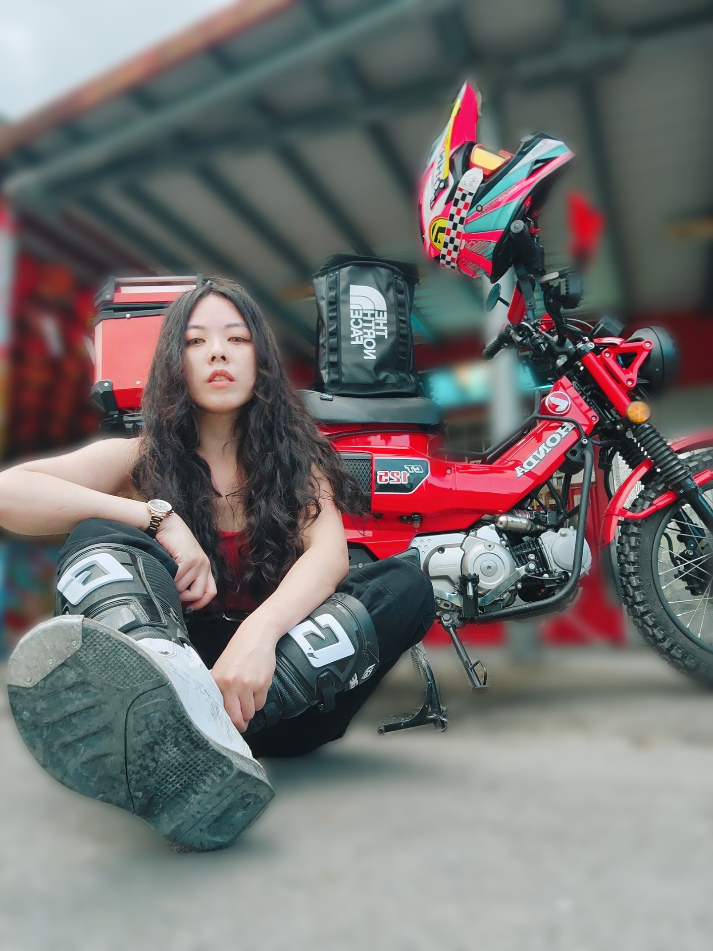 🏍ᴿᵒᵇⁱⁿ羅賓aka.越野追風少女